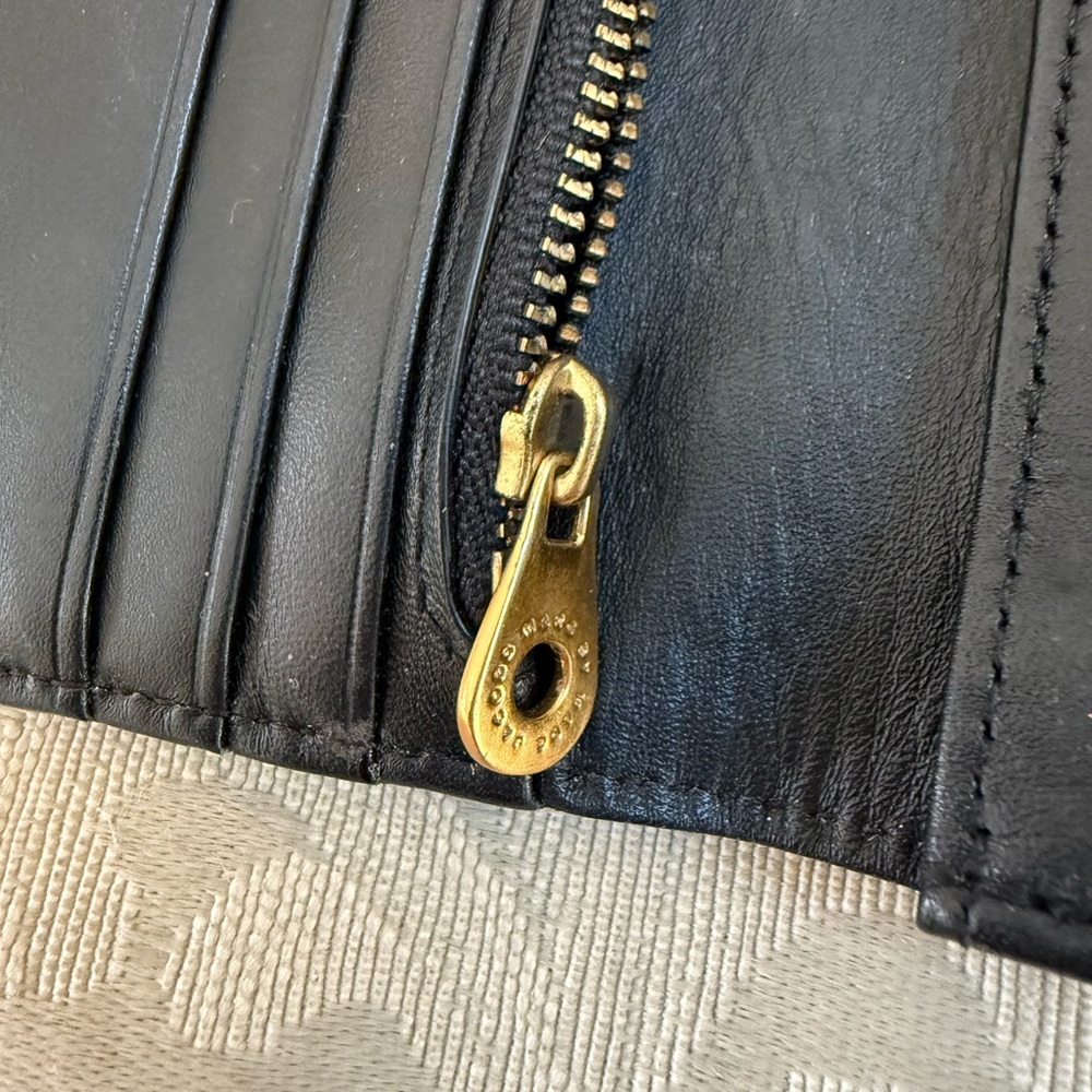 Marc Jacobs Wallet - Picture 7 of 13